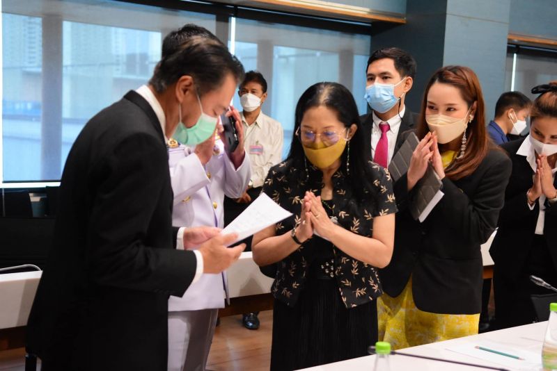 ภนิดา ศิระยุทธโยธิน 
