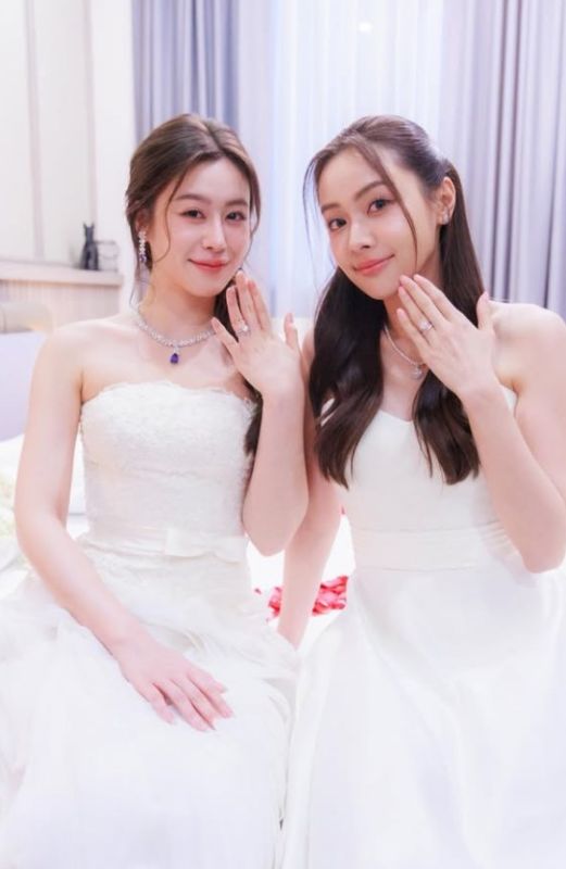 อุ้ม แบม อุ้ม แบม