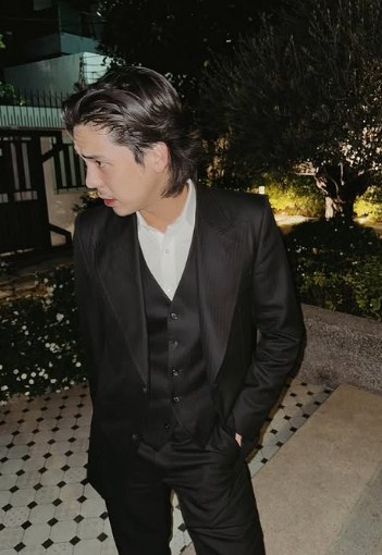 พีช ชาคริต อนันดา บิวกิ้น เจฟ พีช ชาคริต อนันดา บิวกิ้น เจฟ