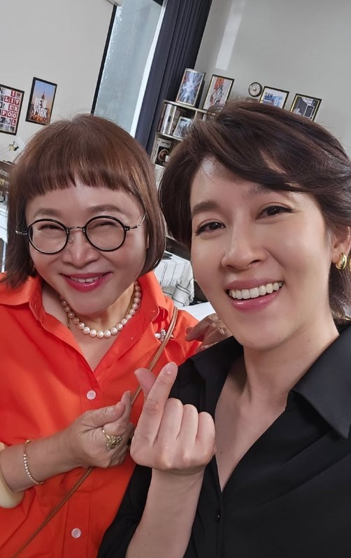 ฝนล้านฤดู เชียร์ หลุยส์ ฝนล้านฤดู เชียร์ หลุยส์