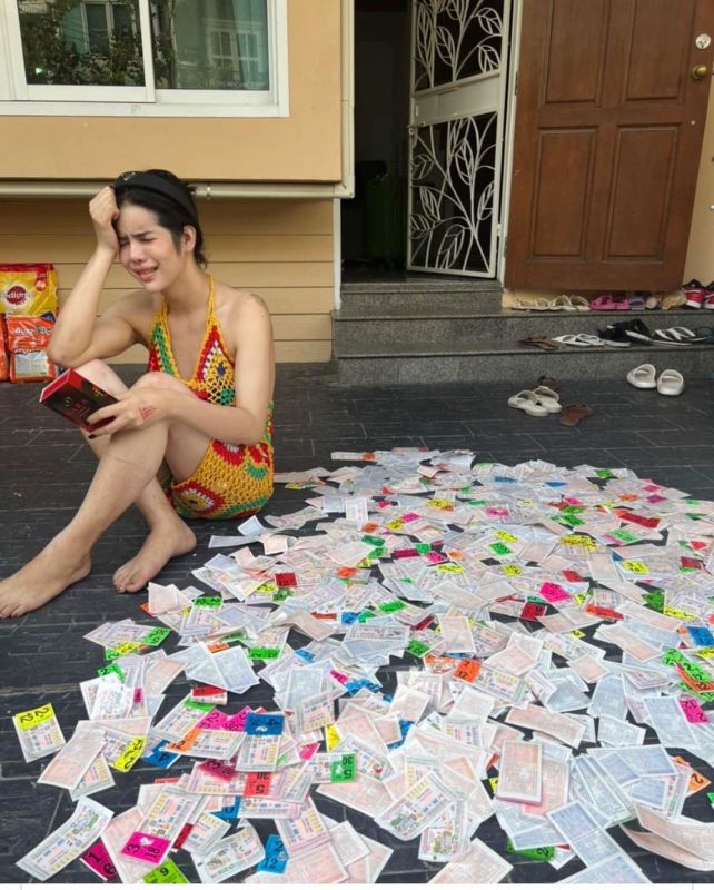 นารา เครปกะเทย