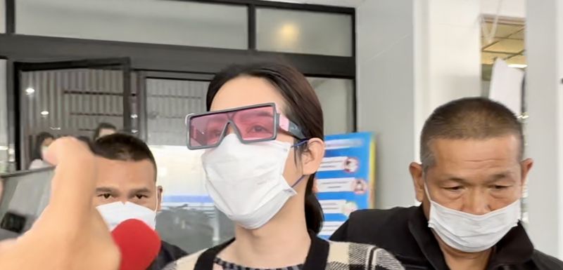 นารา เครปกะเทย