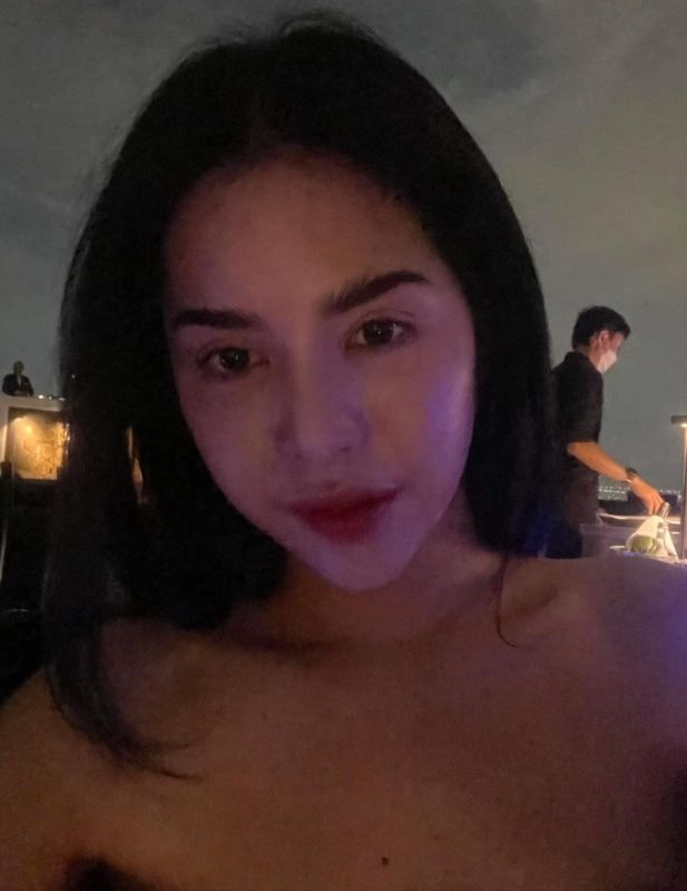 นารา เครปกะเทย