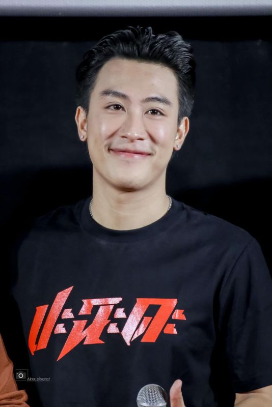 นุ๊ก ธนดล