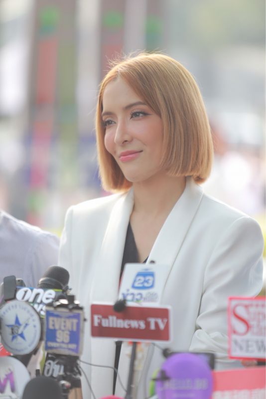 พิ้งค์กี้ สาวิกา