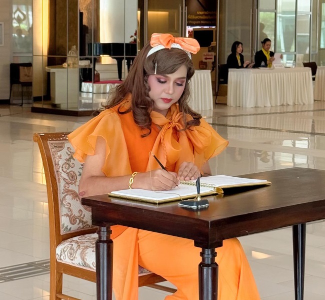 แพรรี่ ไพรวัลย์