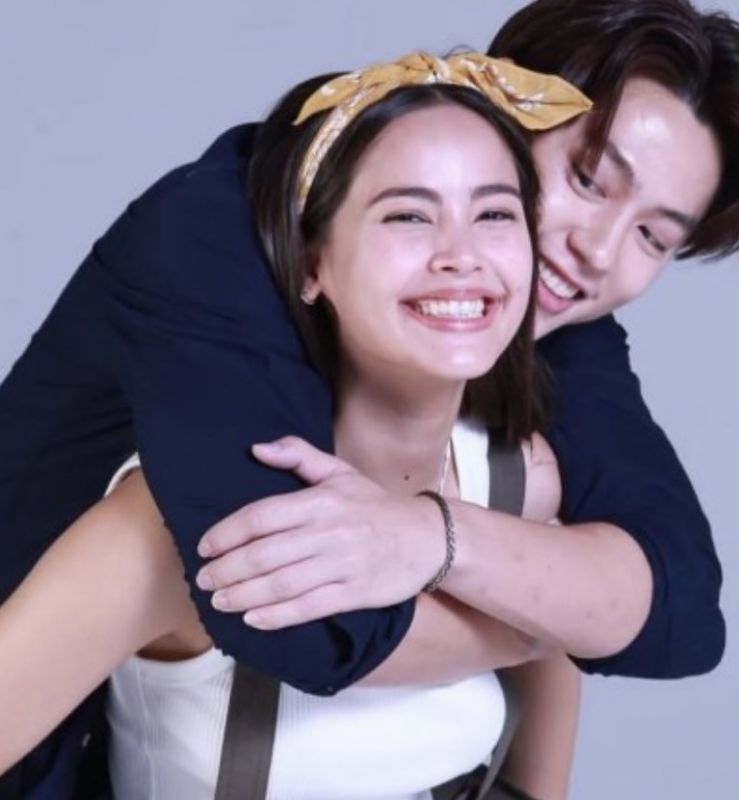 ช่อง 3 ญาญ่า หมาก กลัฟ จีน่า ช่อง 3 ญาญ่า หมาก กลัฟ จีน่า