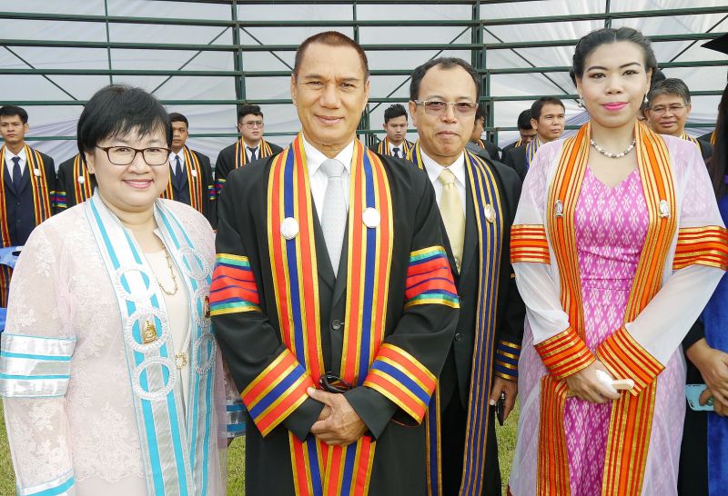 สรพงศ์ ชาตรี 