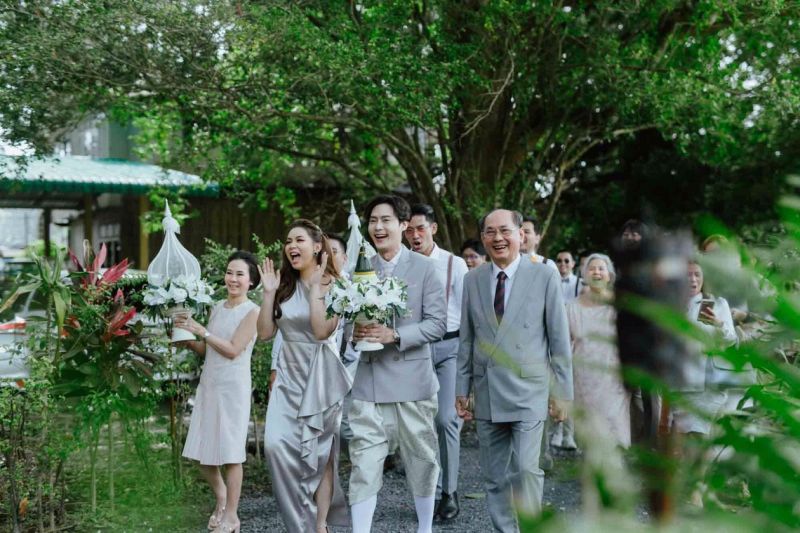 ต๊ะ แอน คู่รัก หมั้น สละโสด