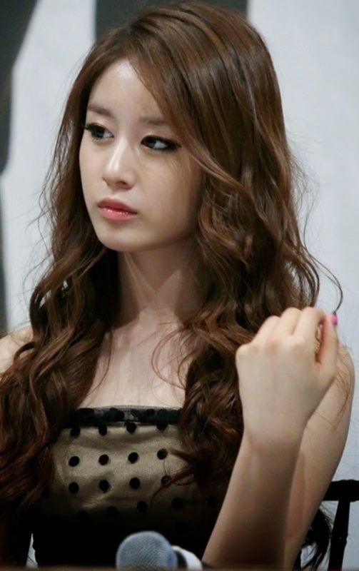 shinee bts exo yoona snsd ikon jessica tara gfriend
