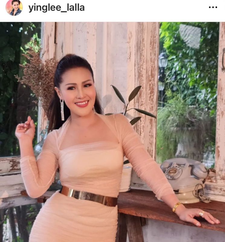 หญิงลี ศรีจุมพล